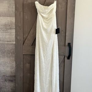 Lulu's Ivory Strapless Textured Wedding Gown